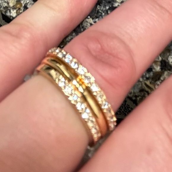 3 Gold  Diamond Rings. Medium - Picture 2 of 8